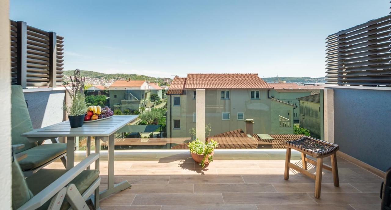 New And Chic Place Near Old Town Of Trogir Exterior photo